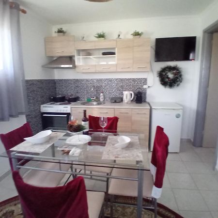 White House Apartment Monemvasia Bagian luar foto
