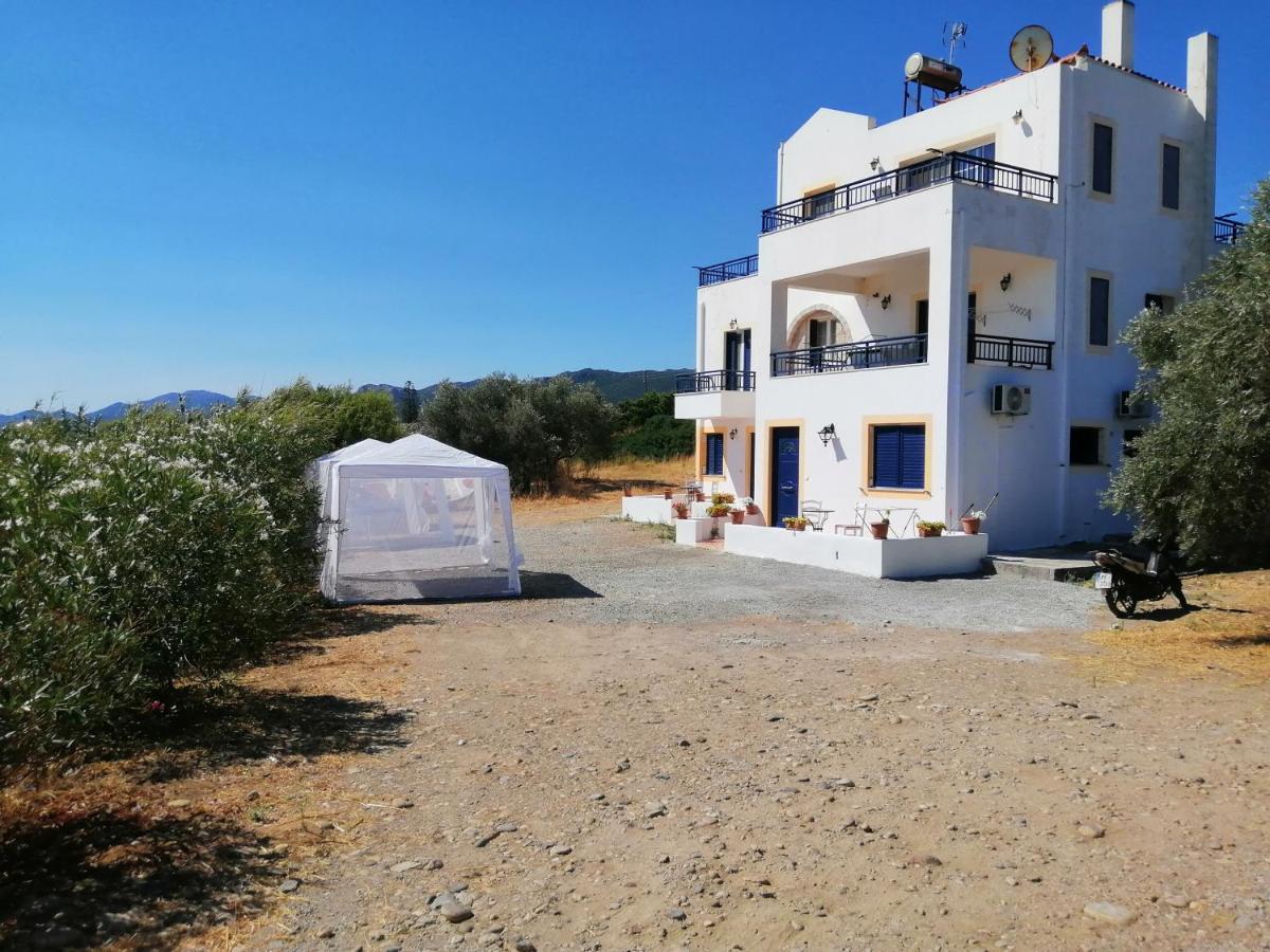 White House Apartment Monemvasia Bagian luar foto