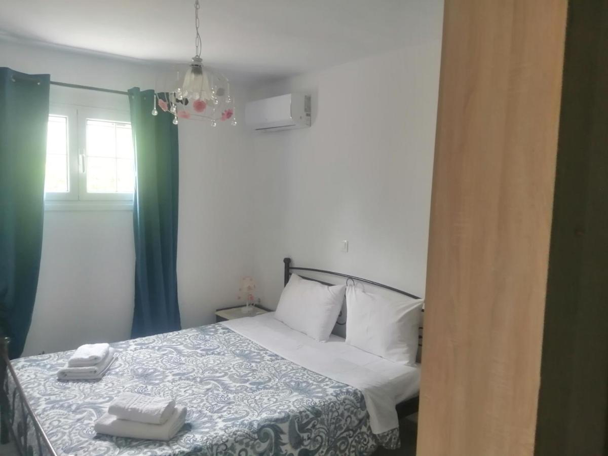White House Apartment Monemvasia Bagian luar foto