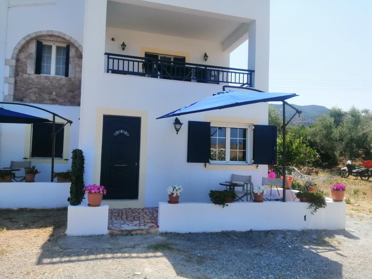White House Apartment Monemvasia Bagian luar foto